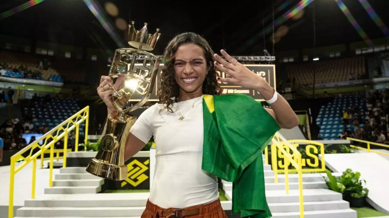 Rayssa Leal é tetracampeã do Supercrown em São Paulo